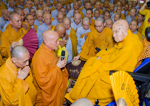 Uống Nước Nhớ Nguồn